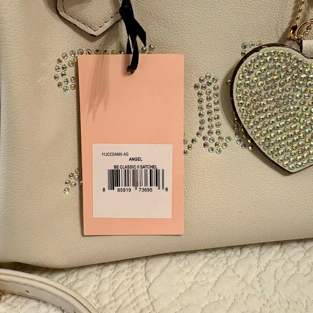 Juicy Couture Cream Crossbody Bag with Heart Charm - Picture 4 of 4